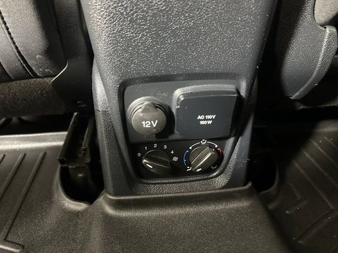 Used 2022 Ford Transit Connect XL FWD image 22