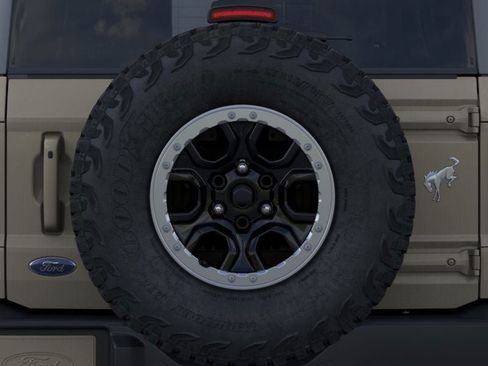 New 2025 Ford Bronco Outer Banks w/ Sasquatch Package AWD/4WD image 24
