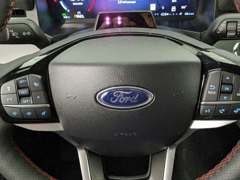 New 2025 Ford Explorer ST-Line w/ Premium Package image 29