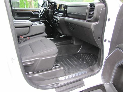 Used 2024 Chevrolet Silverado 2500 LT w/ Convenience Package AWD/4WD image 13