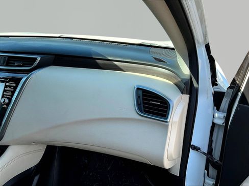 Used 2023 Nissan Murano Platinum AWD/4WD image 23