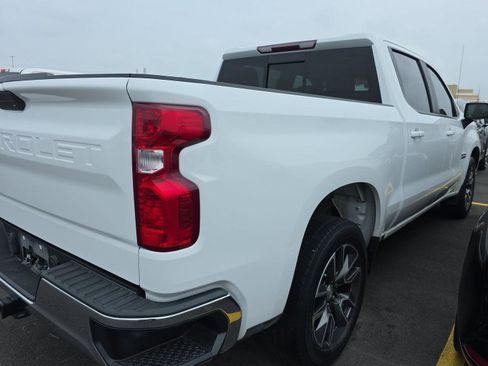 Used 2019 Chevrolet Silverado 1500 LT w/ Texas Edition RWD image 2
