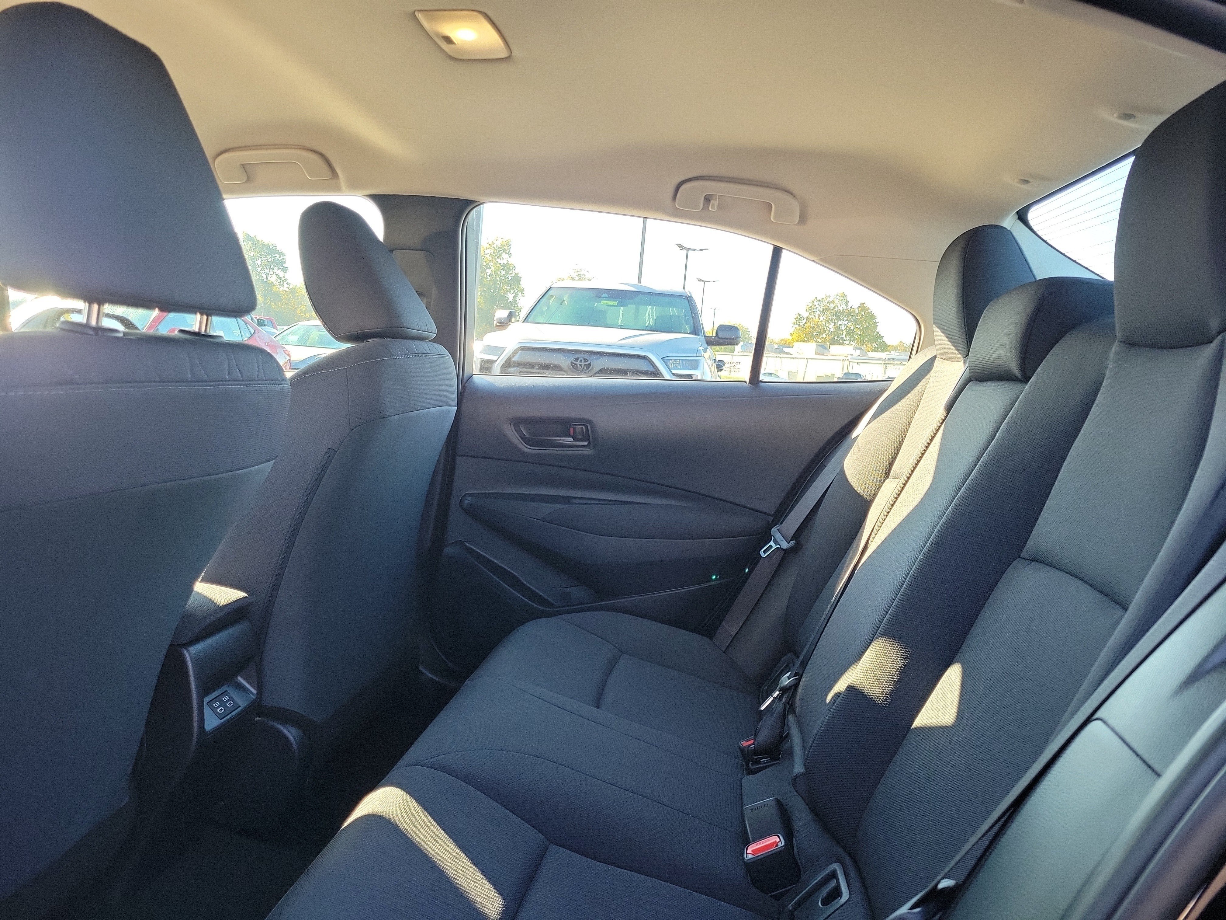 Used 2026 Toyota Corolla LE FWD image 11