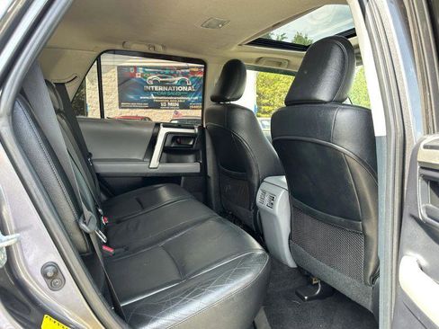 Used 2010 Toyota 4Runner SR5 AWD/4WD image 8