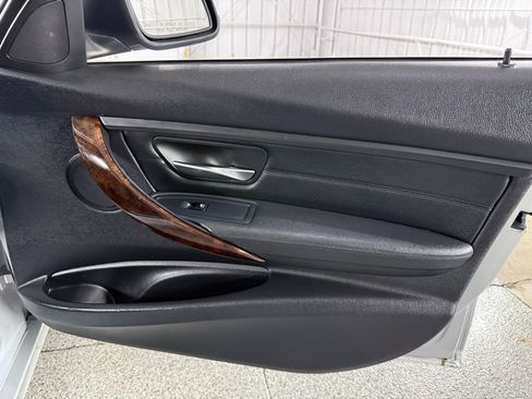 Used 2013 BMW 335i xDrive Sedan image 30