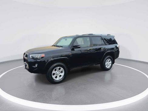 Certified 2019 Toyota 4Runner SR5 Premium image 4