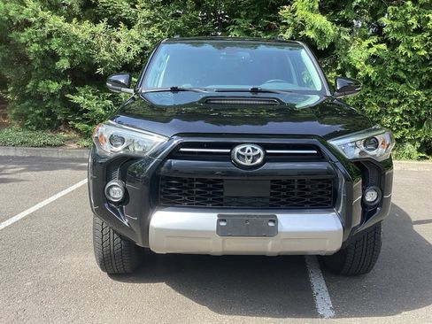 Used 2023 Toyota 4Runner TRD Off-Road Premium w/ Moonroof Package AWD/4WD image 20