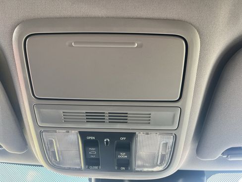 Used 2019 Honda Odyssey EX-L image 55