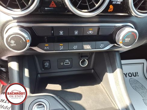 Used 2024 Nissan Sentra S FWD image 12