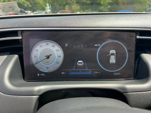 Used 2022 Hyundai Tucson SEL w/ Convenience + Premium Package FWD image 10