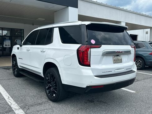 Used 2021 GMC Yukon Denali AWD/4WD image 3