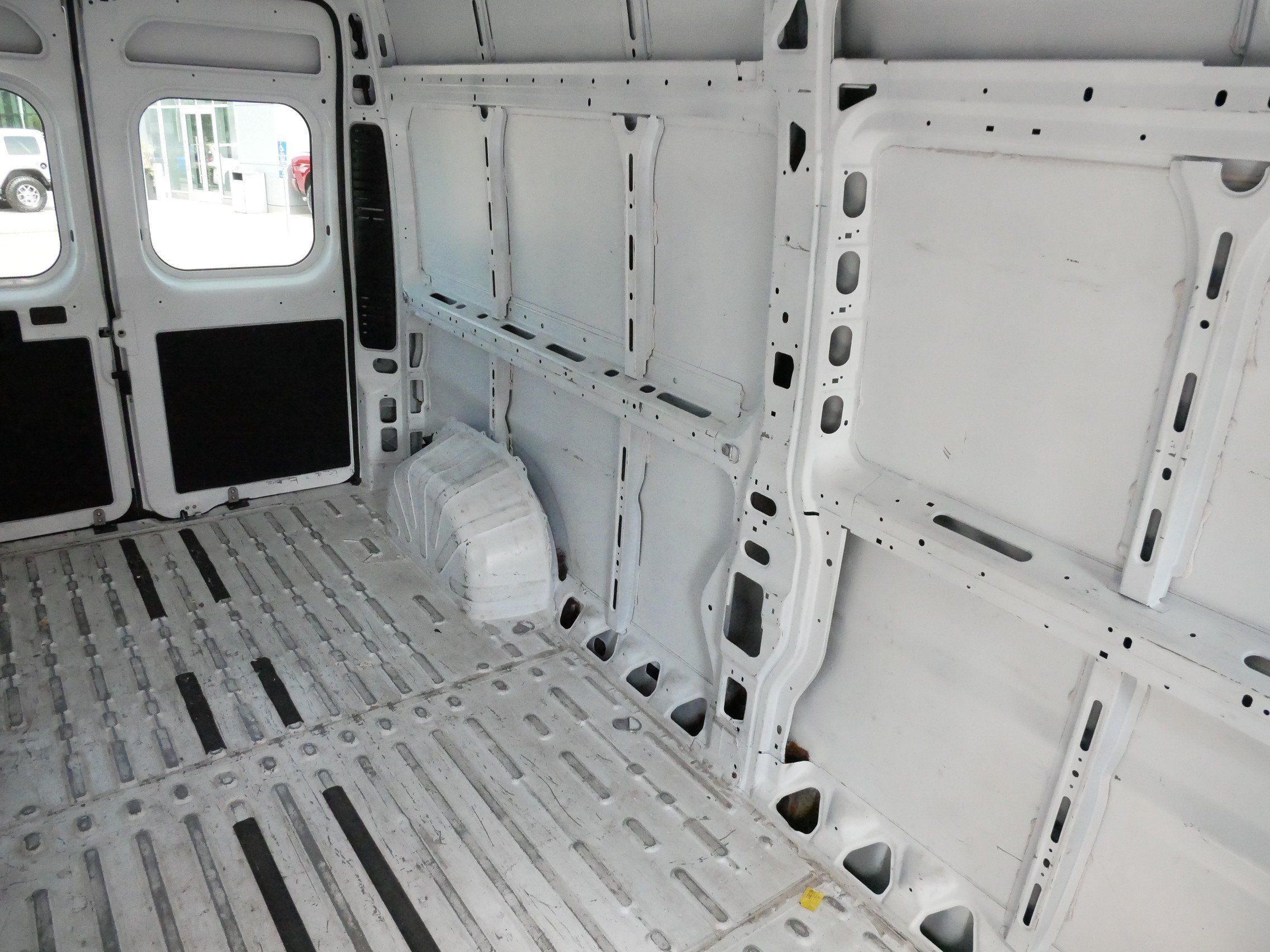 Used 2023 RAM ProMaster 2500 FWD image 14