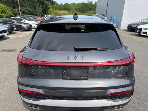Used 2025 Audi Q5 Premium Plus w/ Premium Plus AWD/4WD image 14