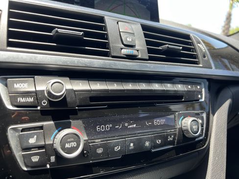 Used 2017 BMW 330i Sedan RWD image 29