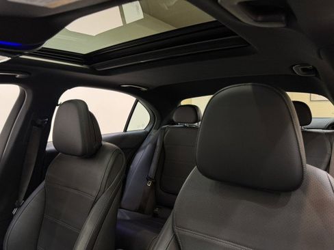 Certified 2025 Mercedes-Benz C 300 Sedan image 21