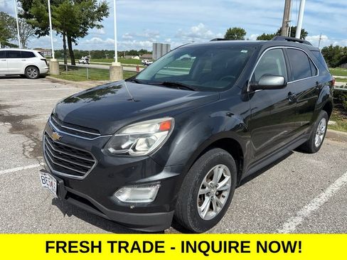 Used 2017 Chevrolet Equinox LT w/ Convenience Package AWD/4WD image 1