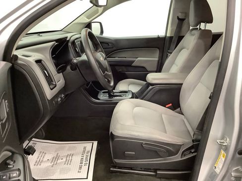 Used 2017 Chevrolet Colorado W/T w/ WT Convenience Package AWD/4WD image 11