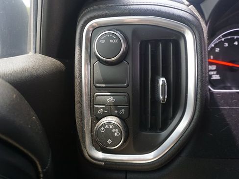 Used 2021 Chevrolet Silverado 1500 LT RWD image 4