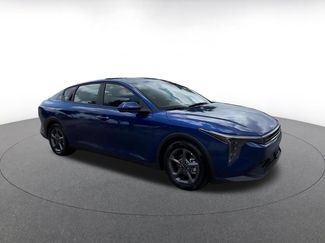 Used 2025 Kia K4 FWD video 2