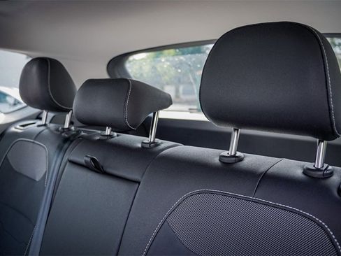 New 2026 Volkswagen Taos SE image 26