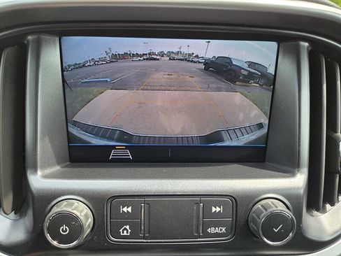 Used 2021 Chevrolet Colorado LT w/ Fleet Safety Package image 18