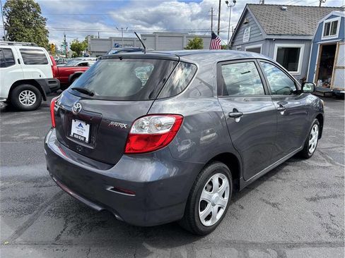 Used 2010 Toyota Matrix image 5