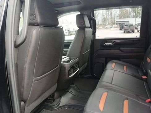 Used 2024 GMC Sierra 2500 AT4 w/ AT4 Premium Plus Package image 16