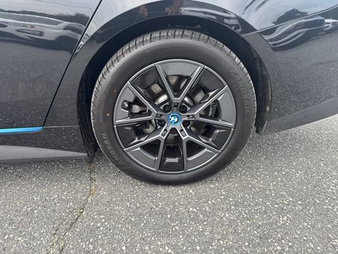 Used 2023 BMW i4 eDrive35 RWD image 21