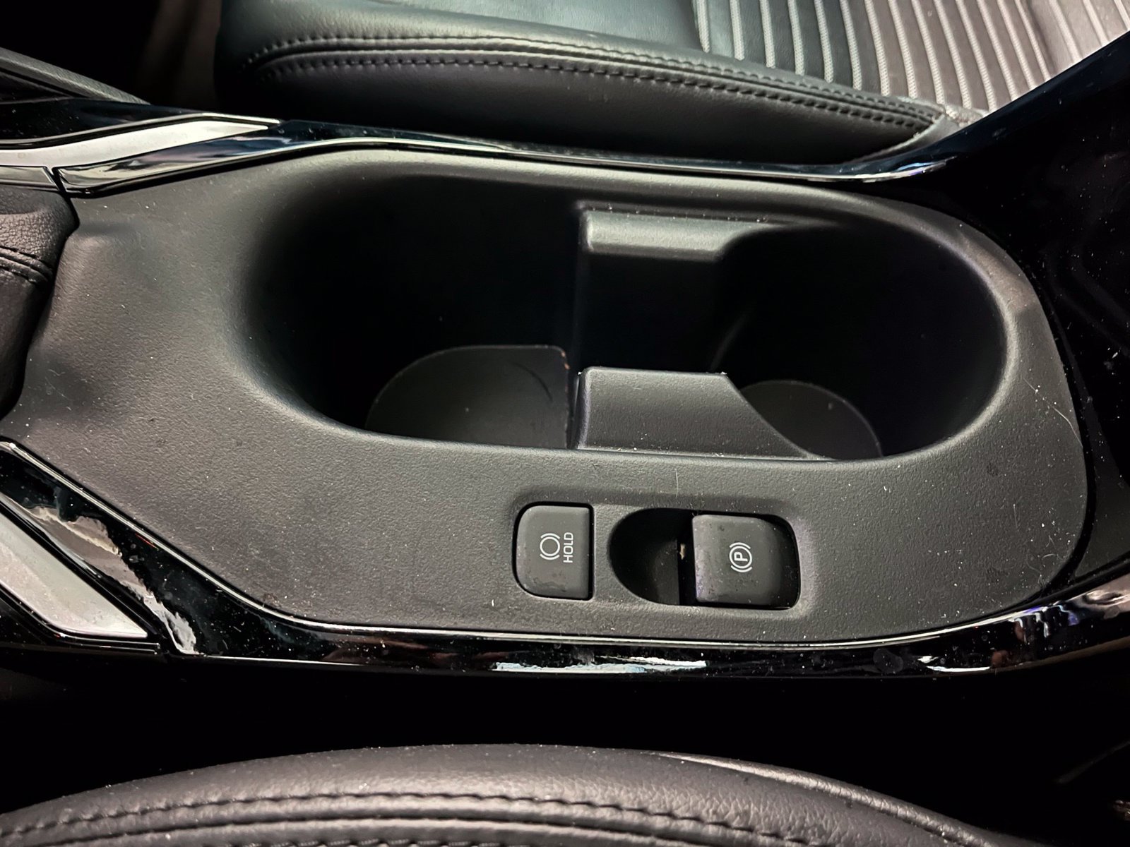Used 2026 Toyota Corolla XSE FWD image 30