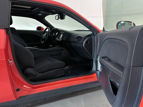 Used 2017 Dodge Challenger R/T w/ Blacktop Package image 23