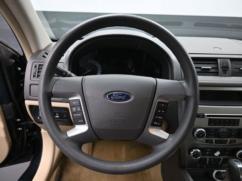 Used 2010 Ford Fusion SE image 17