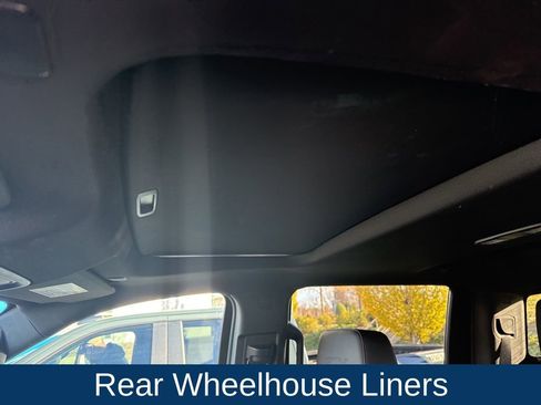 Used 2025 GMC Sierra 2500 AT4 w/ AT4 Premium Plus Package image 28