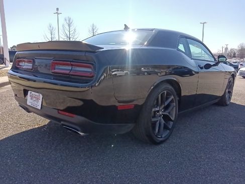 Used 2022 Dodge Challenger R/T w/ Blacktop Package image 3