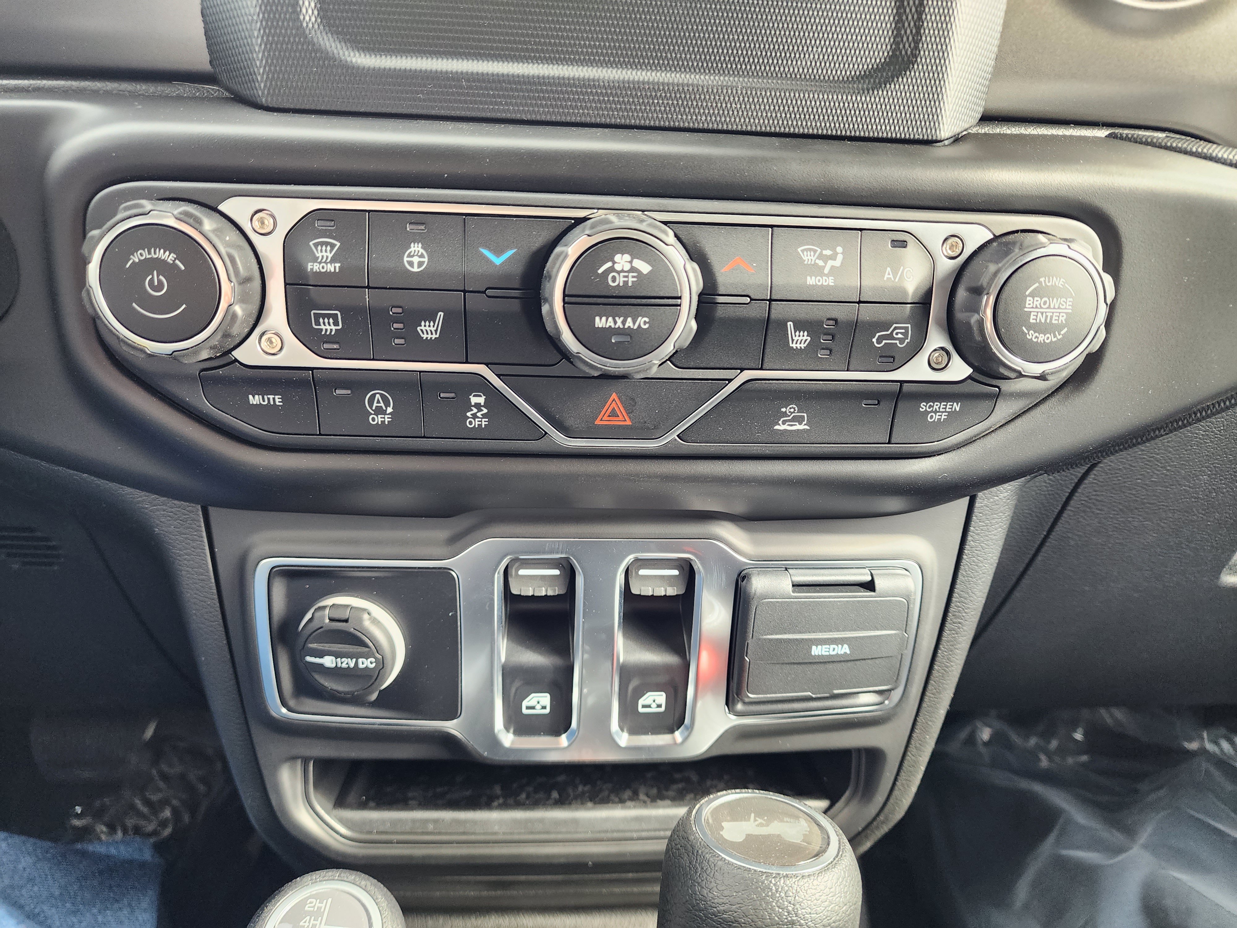 Used 2023 Jeep Wrangler Sport AWD/4WD image 14