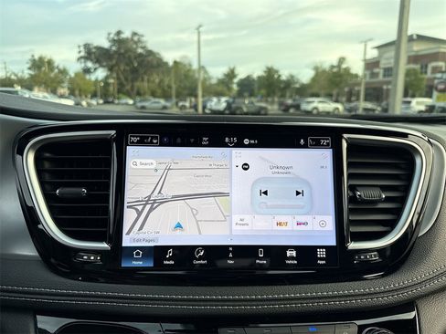 New 2026 Chrysler Pacifica Limited w/ S Appearance Package image 24