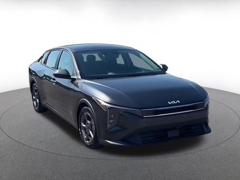 Used 2025 Kia K4 FWD image 3