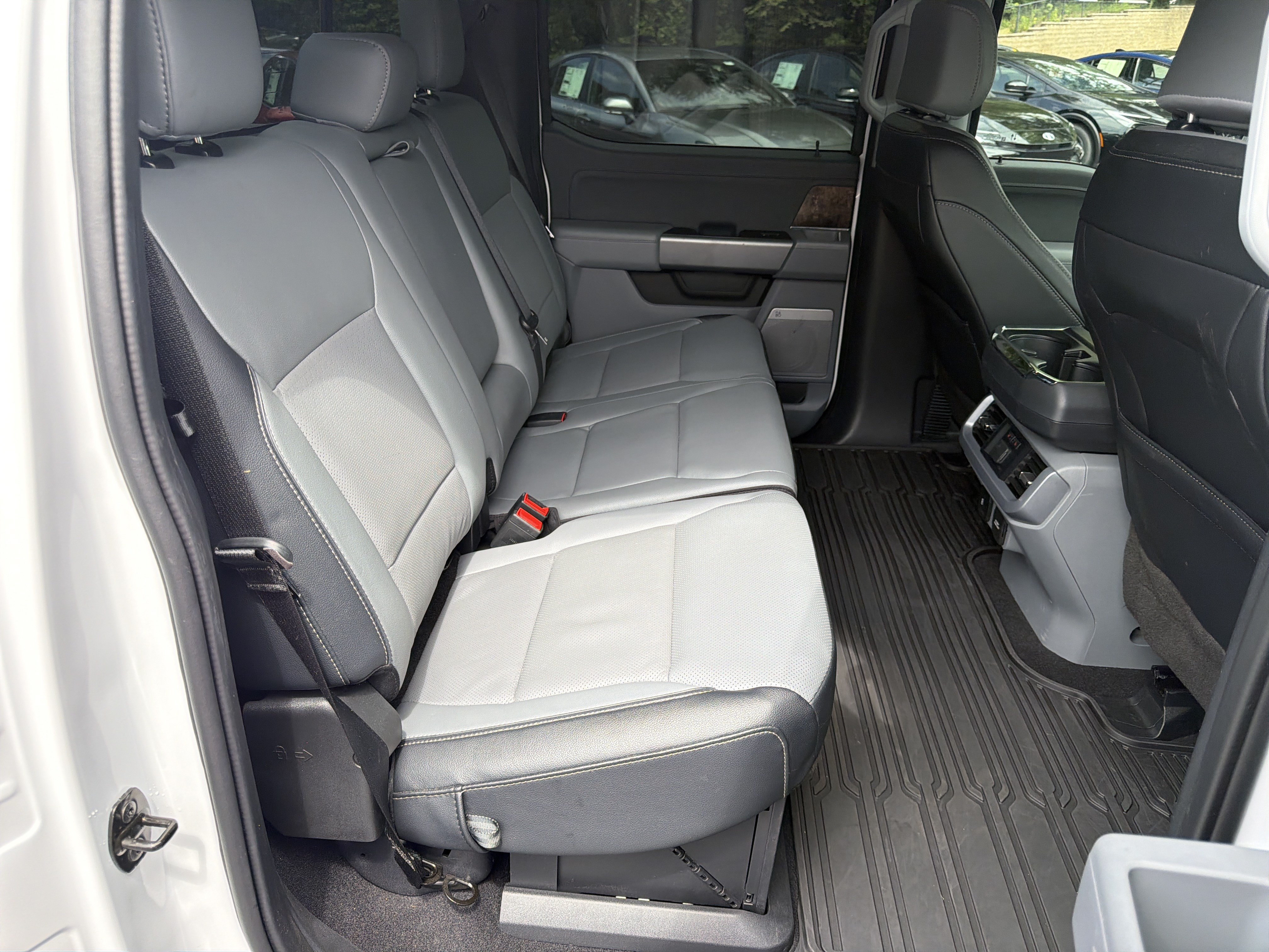Used 2023 Ford F150 Lariat w/ Equipment Group 502A High AWD/4WD image 15