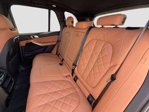 Used 2026 BMW X5 xDrive40i image 21