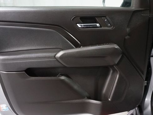 Used 2024 Chevrolet Colorado LT w/ LT Convenience Package image 27