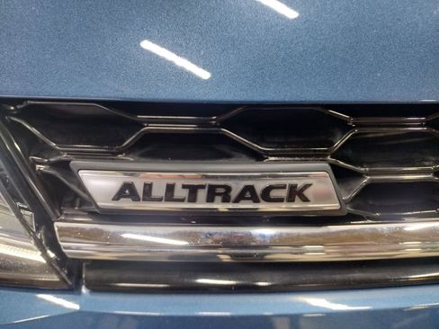 Used 2018 Volkswagen Golf Alltrack SEL image 5