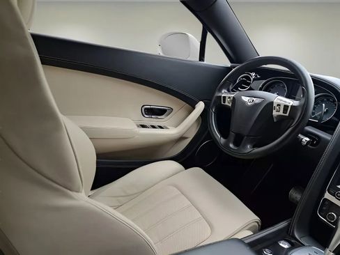 Used 2013 Bentley Continental GT image 15