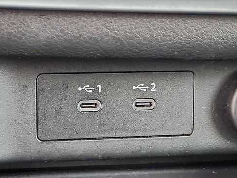 Used 2024 Nissan Rogue SV image 23