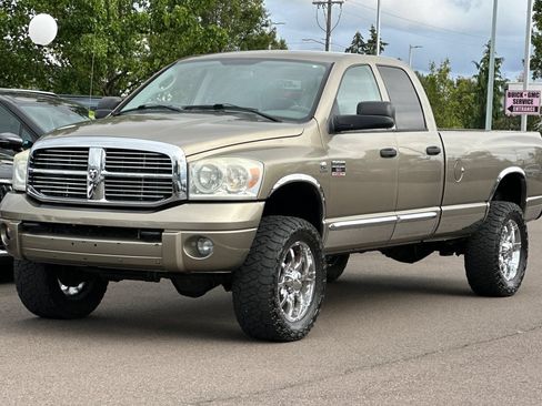 Used 2007 Dodge Ram 2500 Truck Laramie AWD/4WD image 8
