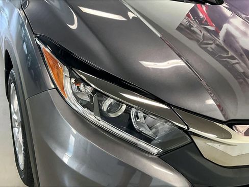 Used 2021 Honda HR-V LX image 28