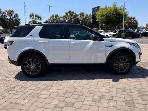 Used 2017 Land Rover Discovery Sport HSE image 7