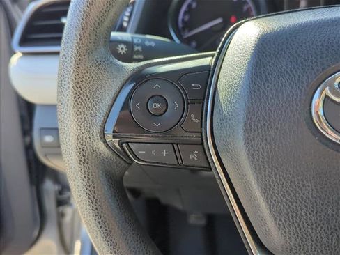 Used 2019 Toyota Camry LE image 15