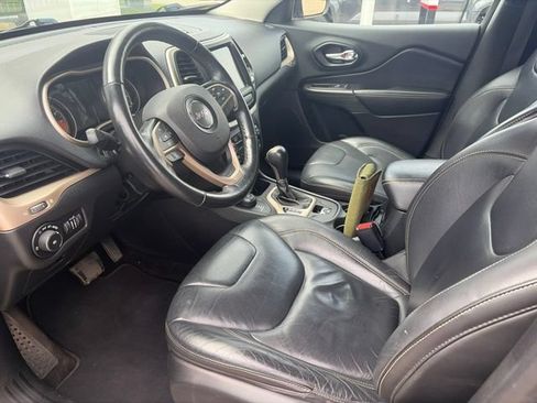 Used 2015 Jeep Cherokee Limited AWD/4WD image 9