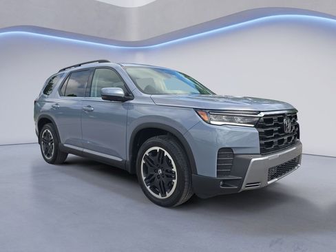New 2026 Honda Pilot Touring image 8