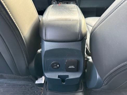 Used 2024 Ford Maverick Lariat w/ Black Appearance Package image 22