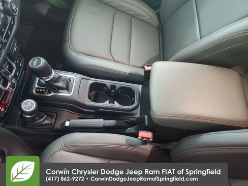 Used 2025 Jeep Gladiator Mojave image 20